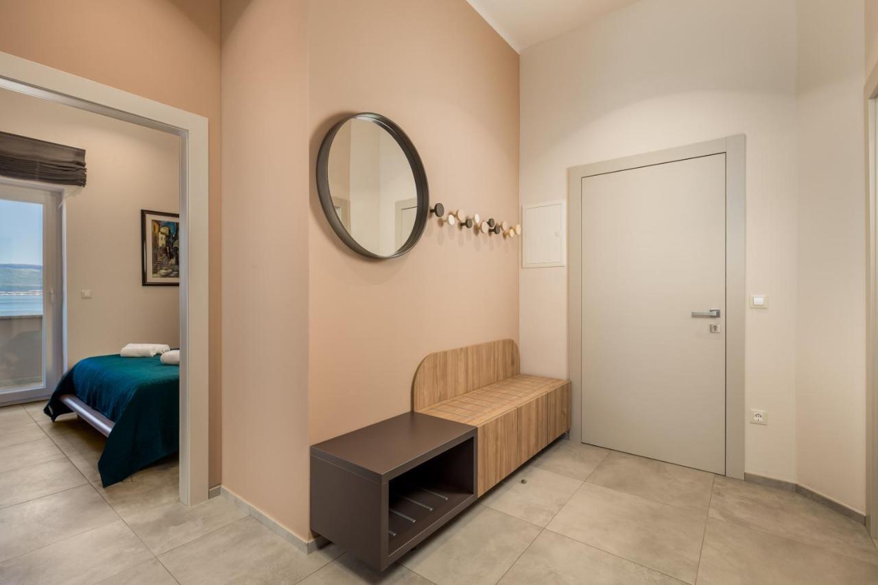 Apartmani Heni Vrbnik Ngoại thất bức ảnh
